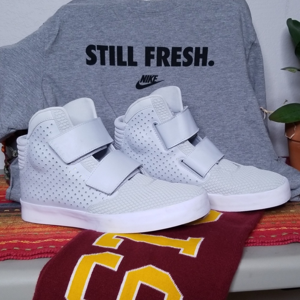Nike Flystepper 2K3 shoes